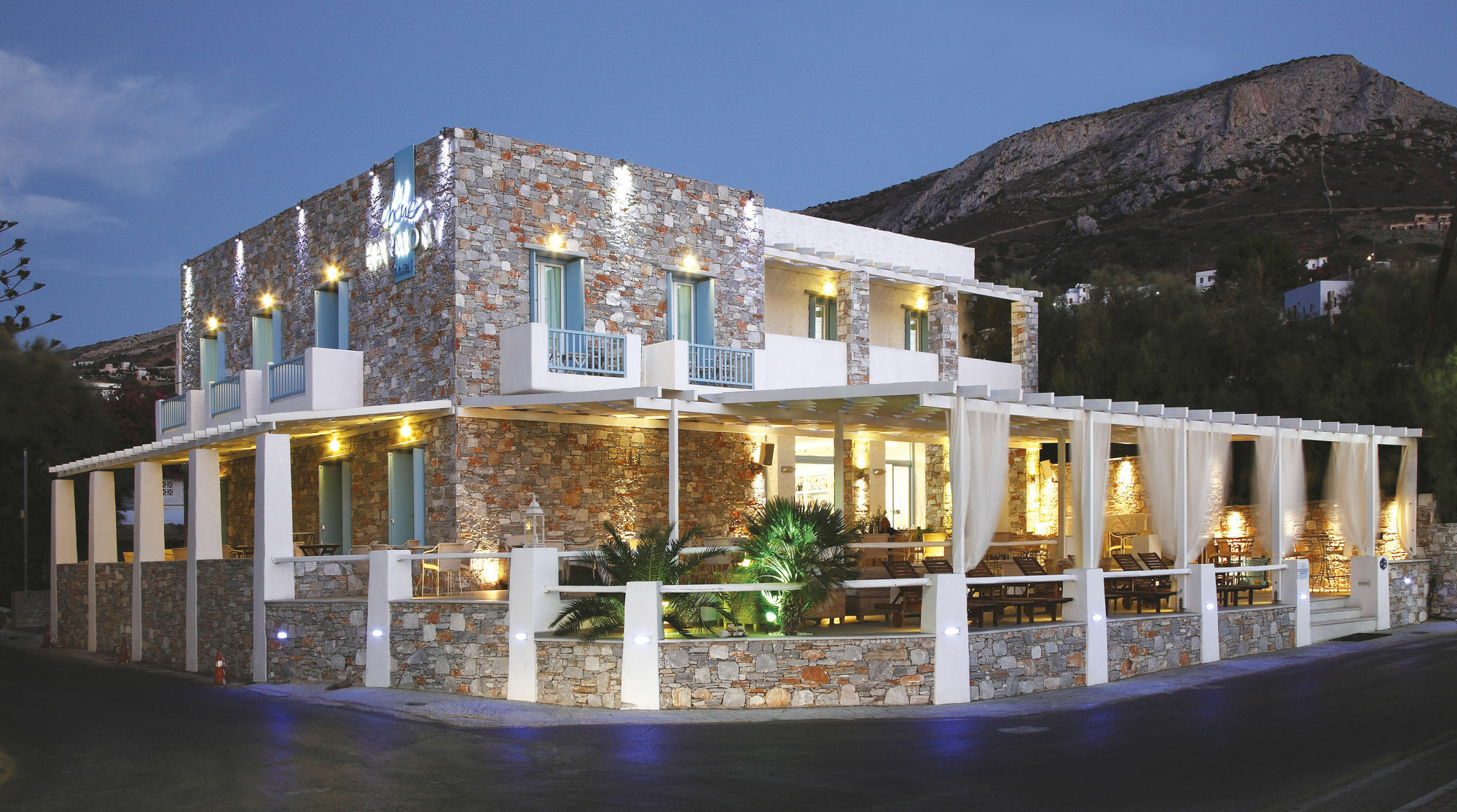 Blue Harmony 3*